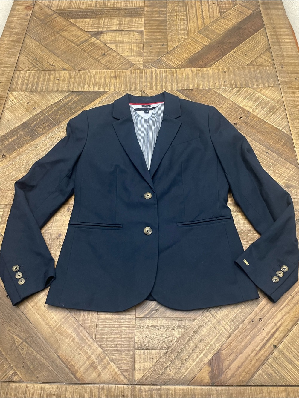 Tommy Hilfiger Navy Blue Classic Fit Two-Button Tailored Blazer Jacket Size 4